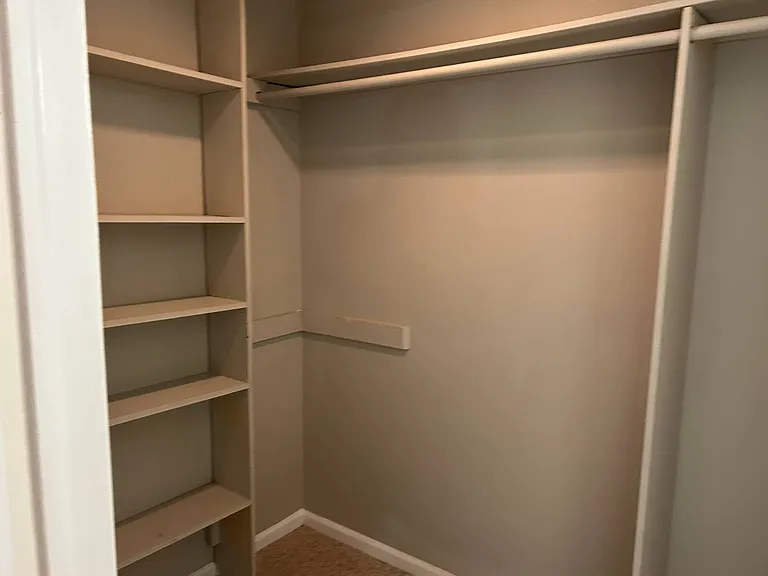 3748 Cambridge Station Dr — Photo 12