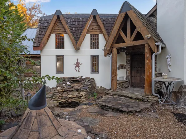 3002 Wilson Ave, Signal Mountain, TN 37377