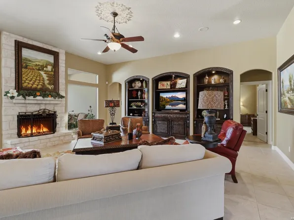 8123 Wild Wind, Garden Ridge, TX 78266