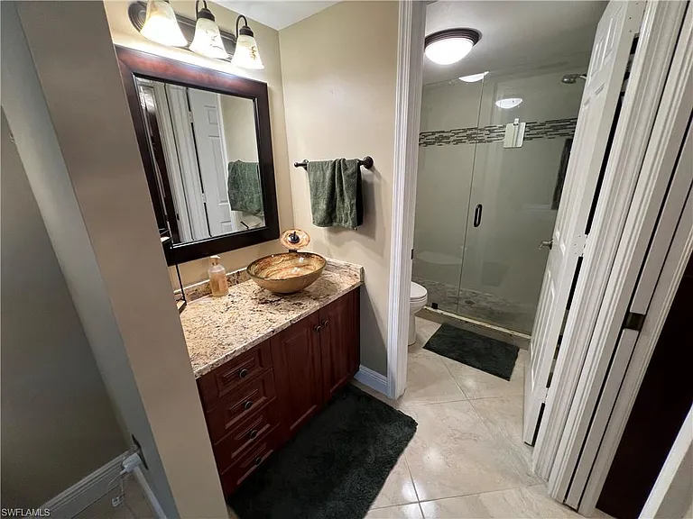 3051 Sandpiper Bay Cir #I102 — Photo 18
