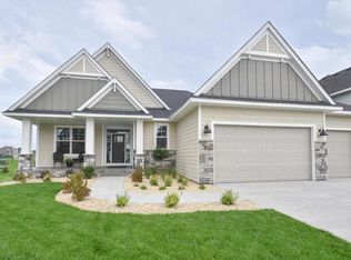 10652 Brookside Trl, Champlin, MN 55316