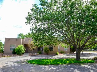 882 Keelo Rd, Las Cruces, NM 88007