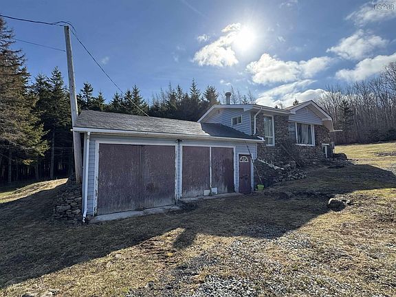 4th image of 102 E Torbrook Rd S