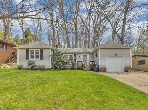 4519 W Ridgewood Dr, Parma, OH 44134