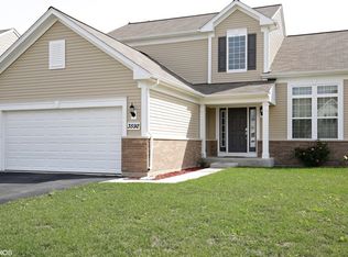 3592 Edgewood Ln, Carpentersville, IL 60110