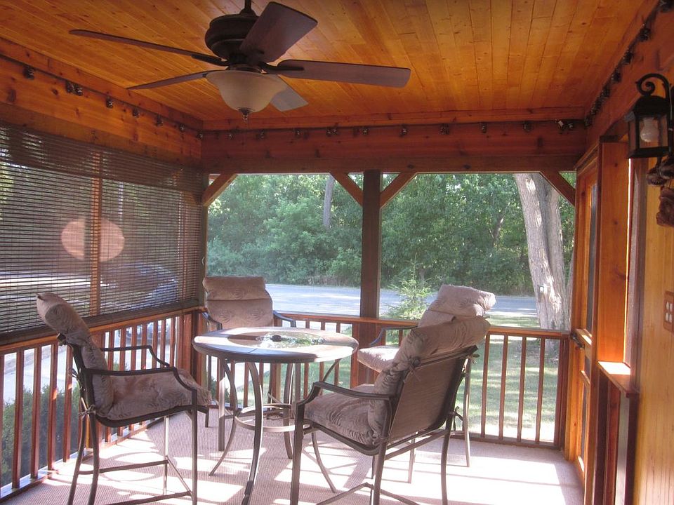 screened porch