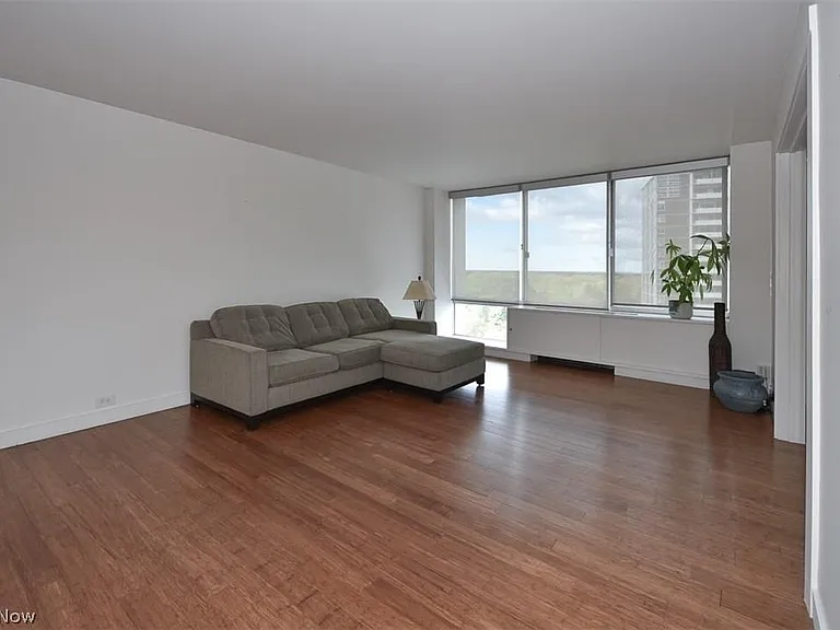 12700 Lake Ave #1610 — Photo 6