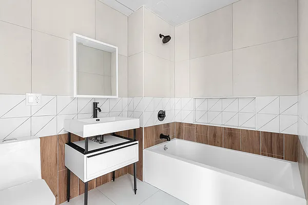 Rented by Bohemia Realty Group | media 39