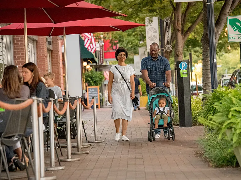 Easy access and great walkability to everyday wants and needs