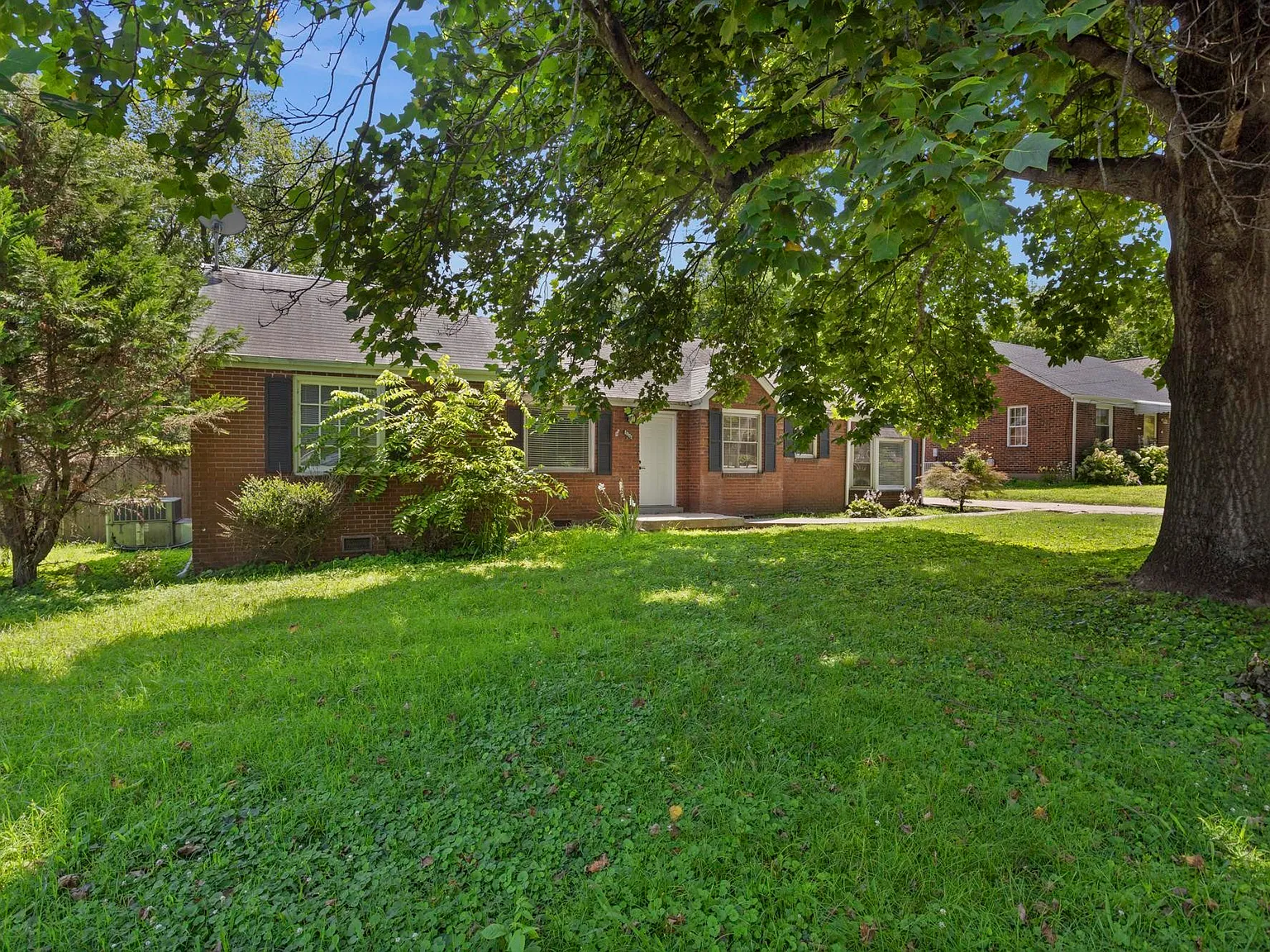 3 bed, 1437 sqft, $2,750 — Photo 3