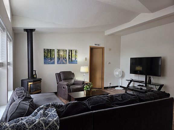 3rd image of 19950 Driftwood Ln Unit 333
