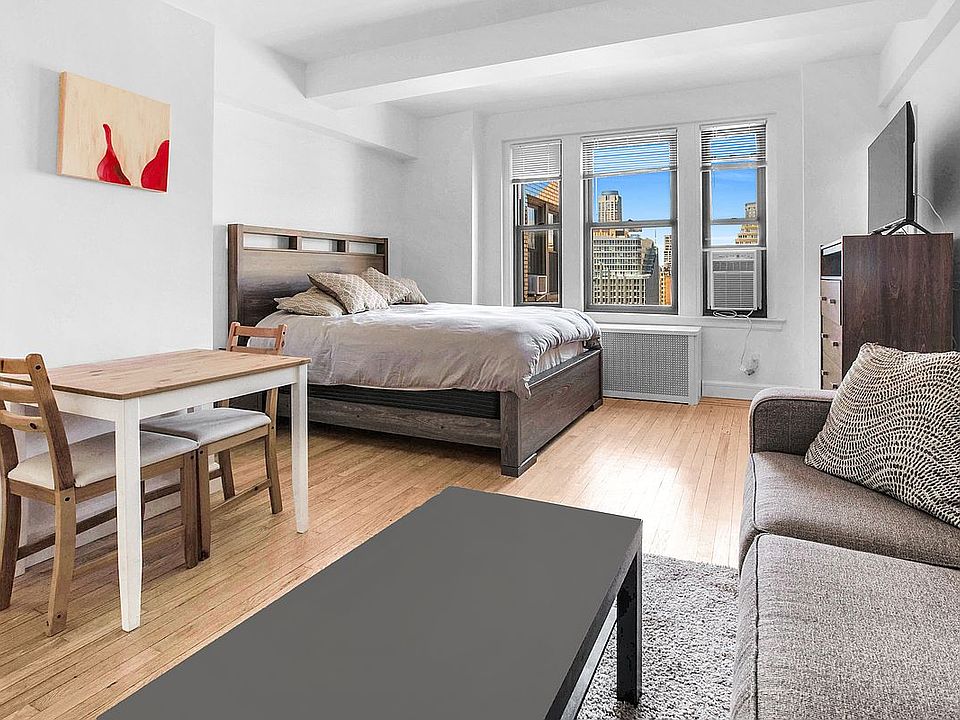 1st image of 121 W 72nd St APT 16D