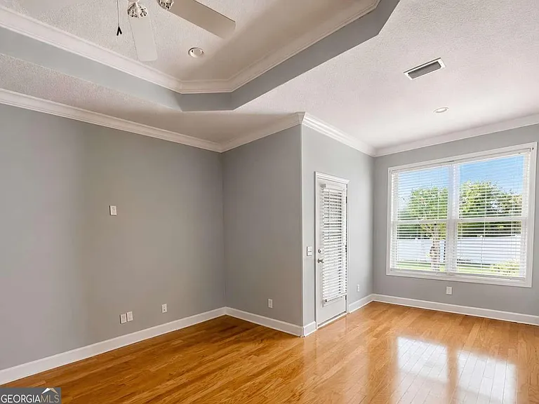 233 Austin Ryan Dr — Photo 21
