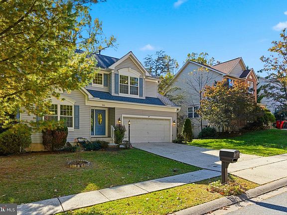 3rd image of 395 Enfield Rd