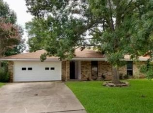 1744 Cimarron Trl, Grapevine, TX 76051