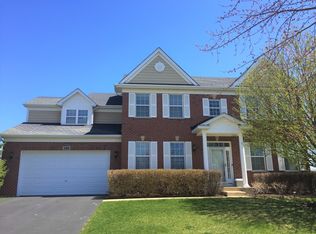 399 Brockton Ave, Elgin, IL 60124