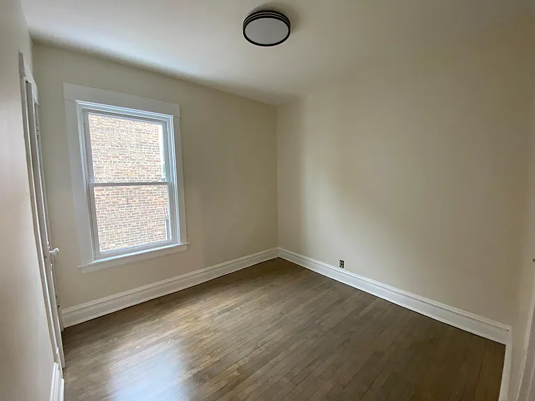 4511 N Springfield Ave #2 — Photo 5
