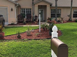 4 Emerson Dr, Palm Coast, FL 32164