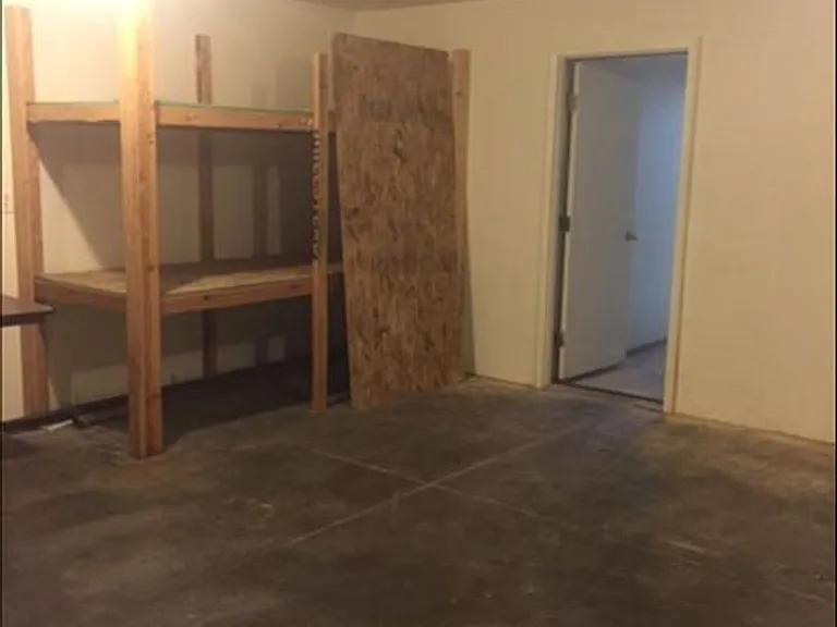 1731 W Kagy Blvd — Photo 12