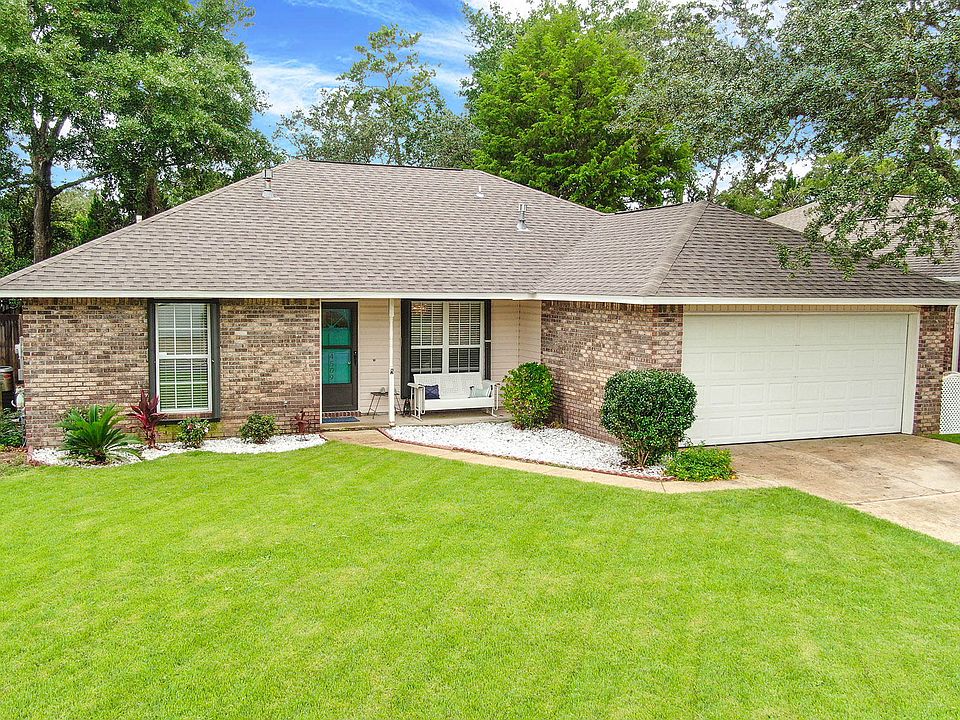 1st image of 4509 Parkwood Sq