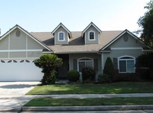 396 E Gibson Ave, Reedley, CA 93654