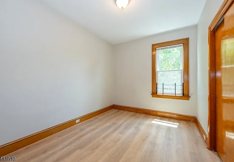 103 Knapp Ave #2 — Photo 16