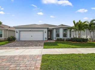 2622 Serenity Garden Dr, Kissimmee, FL 34744