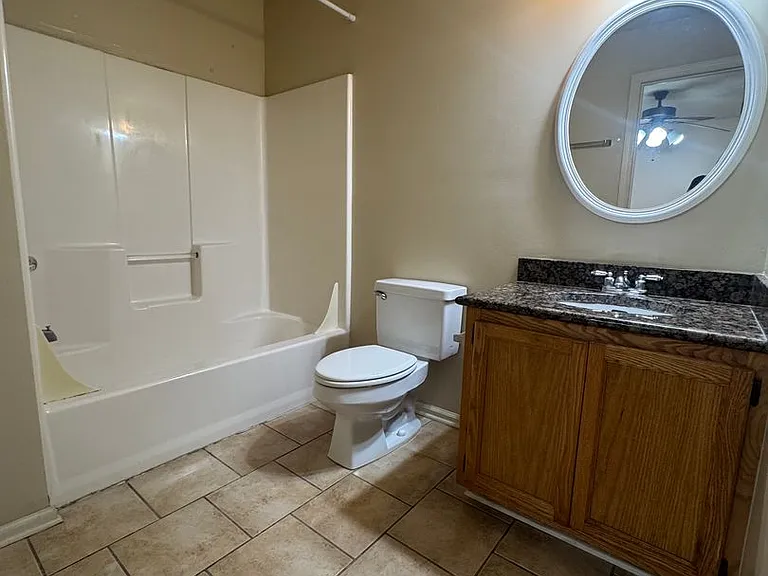 449 N Donahue Dr #C21 — Photo 17