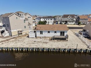 34 Clara Rd, Manahawkin, NJ 08050