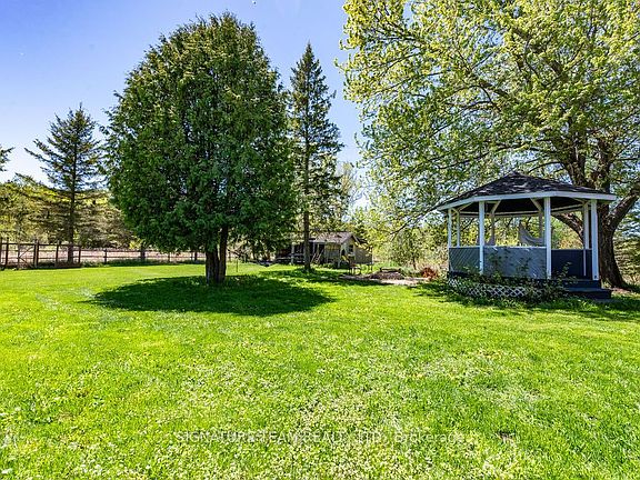 5th image of 307 Grist Mill Rd