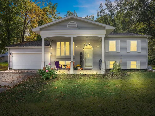 60 900th Rd N, Decatur, IN 46733