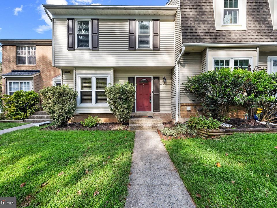 1st image of 9 Climbing Ivy Ct