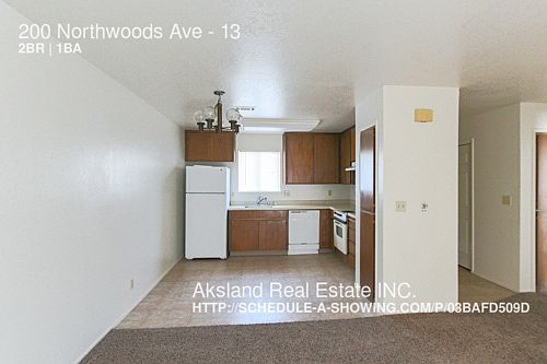 2nd image of 200 Northwoods Ave APT 13