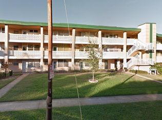 445 32nd Ave N #W104, Saint Petersburg, FL 33704