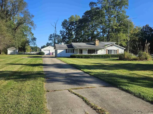 22477 Adams Rd, South Bend, IN 46628
