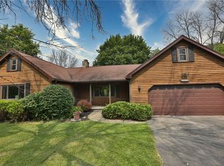 2101 Risser Rd, Canandaigua, NY 14424