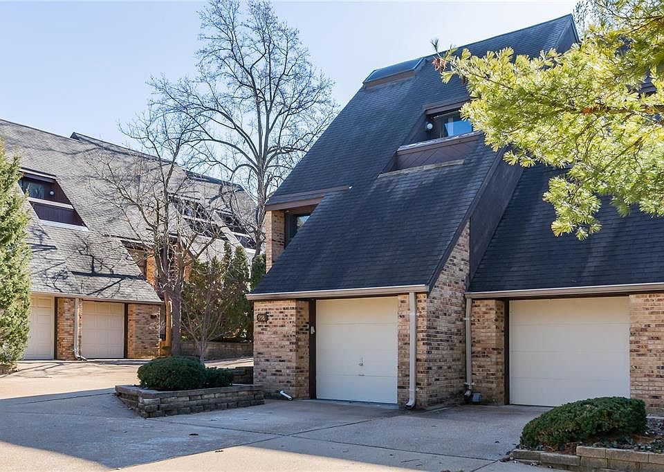 1st image of 958 Somerfor Pl