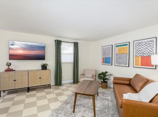 1318 Hampton St #A, Charlottesville, VA 22902