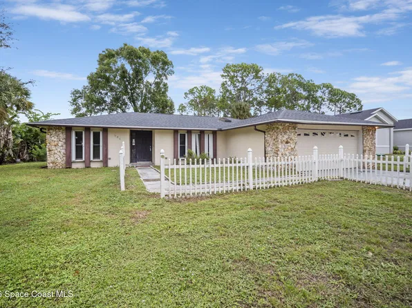 999 Pyracantha St NW, Palm Bay, FL 32907