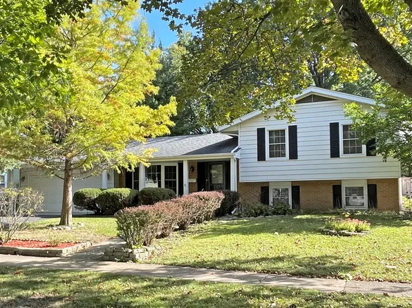 1116 S 12th St, Saint Charles, IL 60174