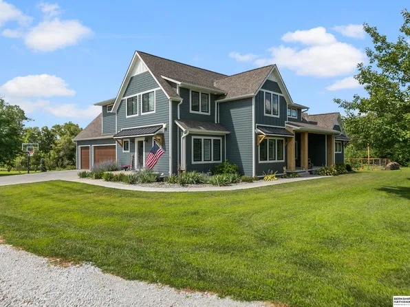 13411 W Holdrege St, Lincoln, NE 68528