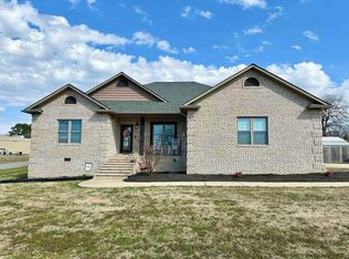101 Glendale St, Greenfield, TN 38230