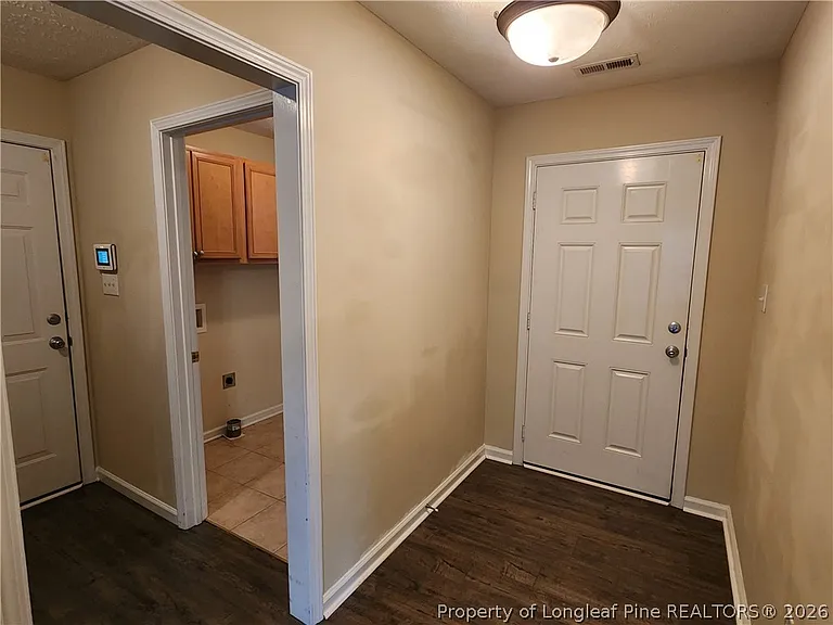 3347 Broomsgrove Dr — Photo 22
