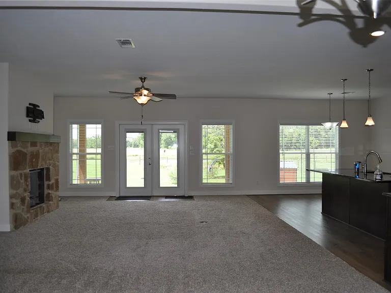 2502 Majestic Oaks Ct — Photo 11