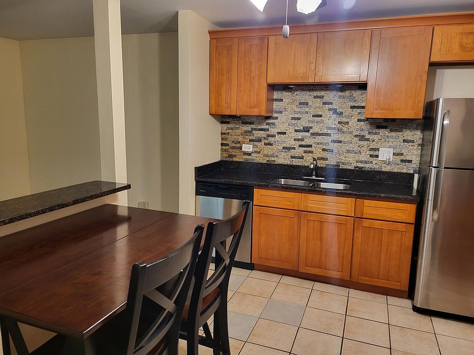 1st image of 940 Yosemite Trl APT D