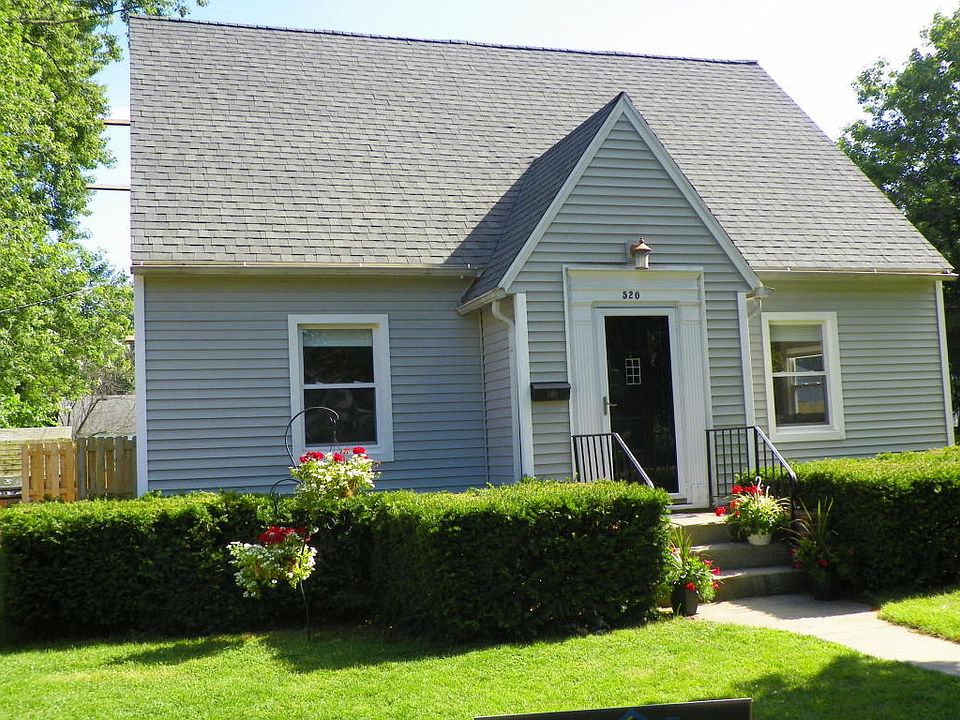 1st image of 520 Granada Ave
