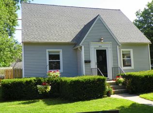 520 Granada Ave, Saint Joseph, MI 49085