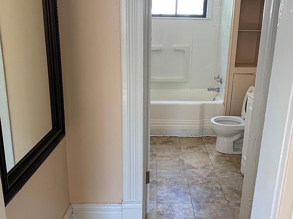 5th image of 24 E 32nd St #2