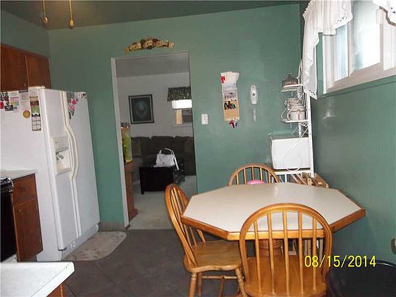 4th image of 129 Delaney Dr