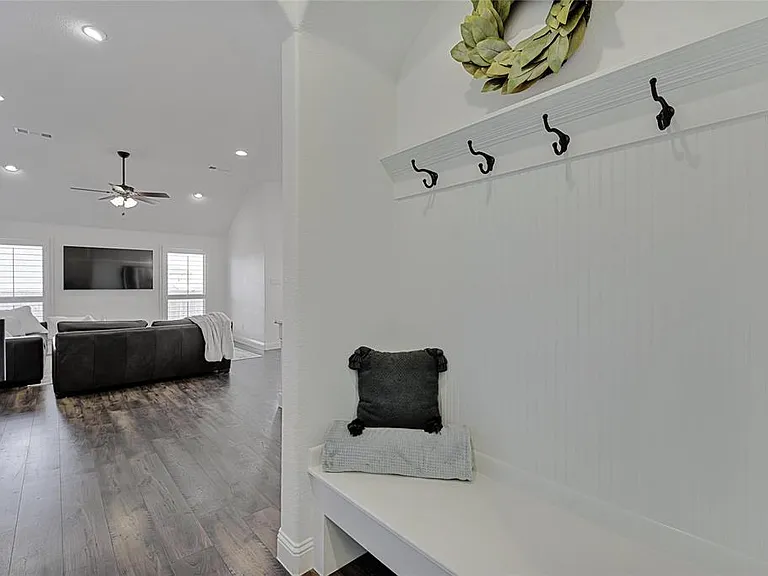 4020 Highplains Dr — Photo 6